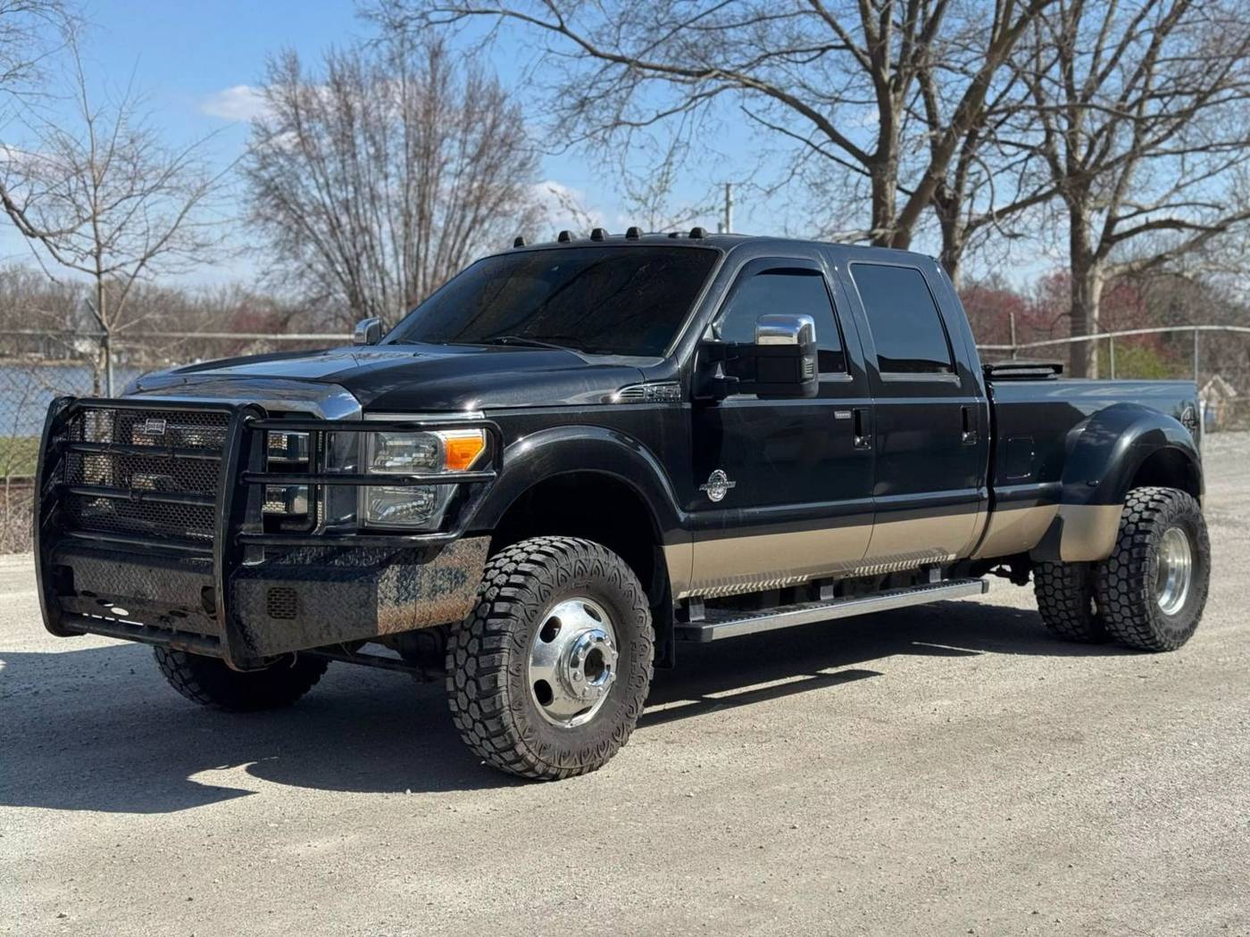 2011 Ford Super Duty F-350 Lariat — Pickup Truck — 232,437 mi — Warsaw, IN