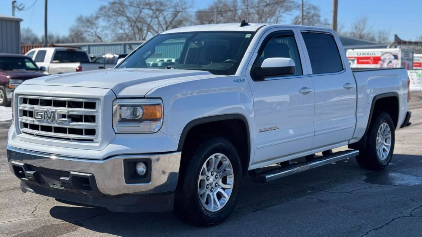 2014 GMC Sierra 1500 SLE — Pickup Truck — 143,945 mi — Warsaw, IN