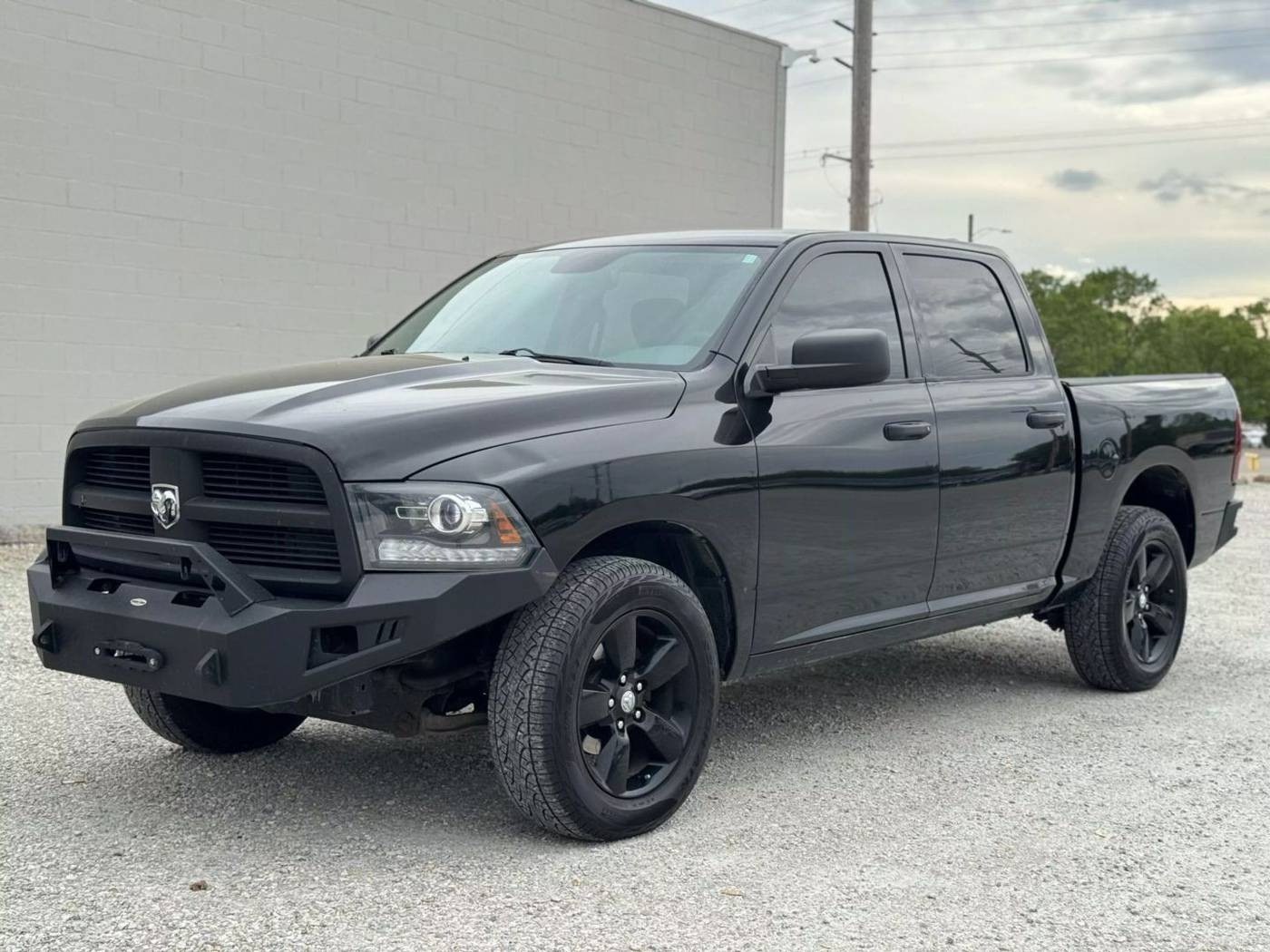 2014 Ram 1500 Express — Pickup Truck — 127,100 mi — Warsaw, IN
