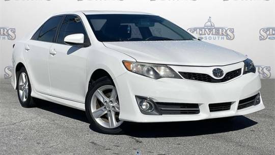2014 Toyota Camry L — Sedan — 165,006 mi — Union City, GA