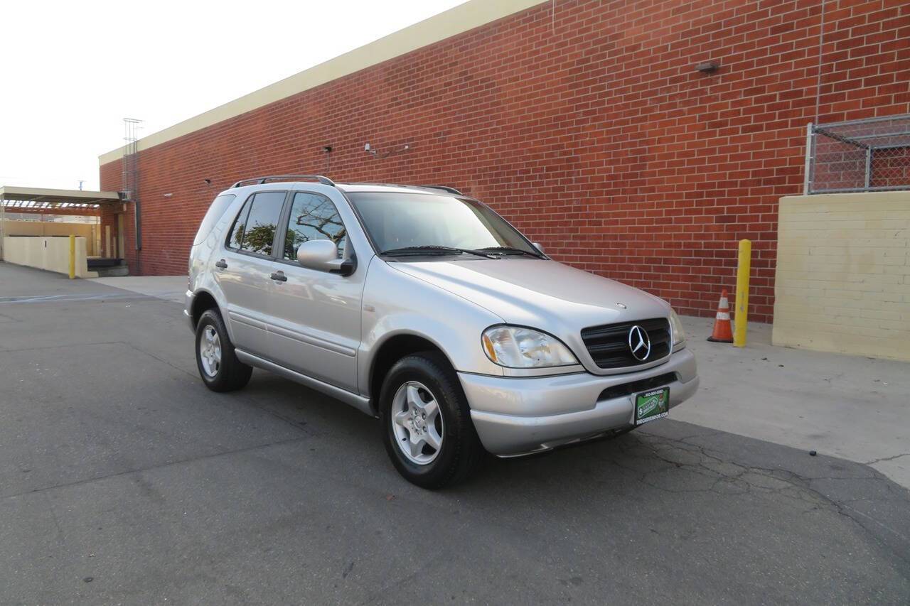 2000 Mercedes-Benz M-Class ML 320 — SUV — 84,032 mi — Bellflower, CA