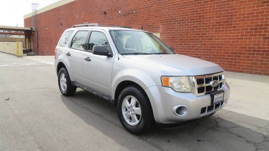2010 Ford Escape XLS — SUV — 89,620 mi — Bellflower, CA