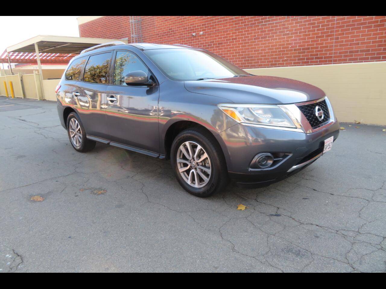 2014 Nissan Pathfinder S — SUV — 114,480 mi — Bellflower, CA