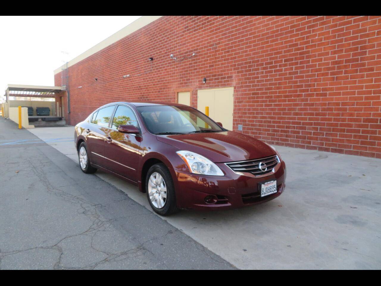 2010 Nissan Altima 2.5 S — Sedan — 75,299 mi — Bellflower, CA