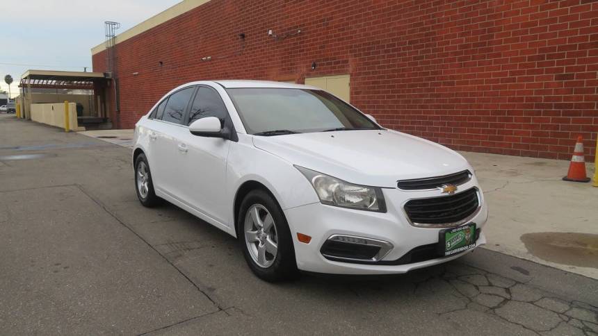 2016 Chevrolet Cruze Limited 1LT — Sedan — 121,943 mi — Bellflower, CA