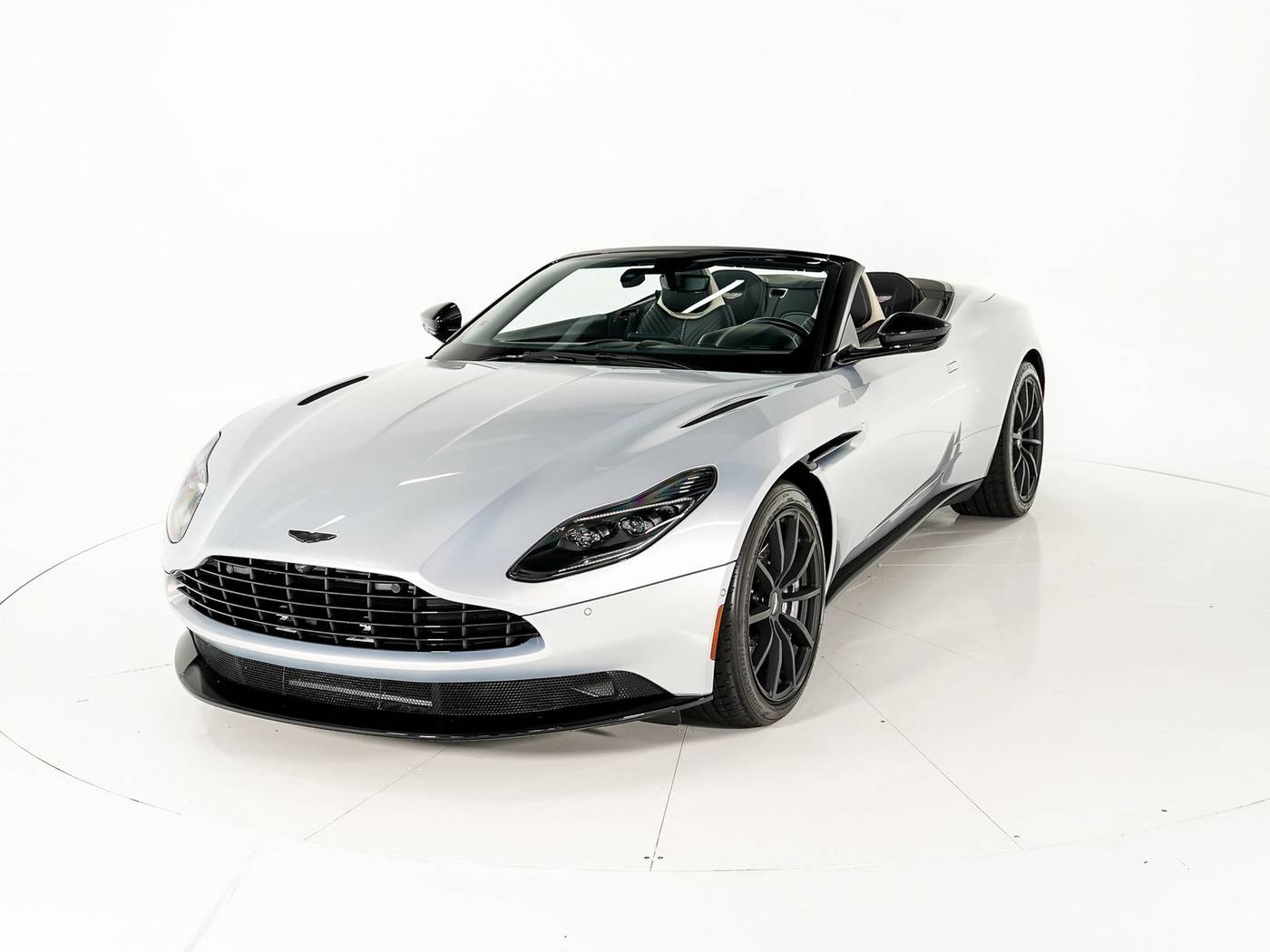 2022 Aston Martin DB11