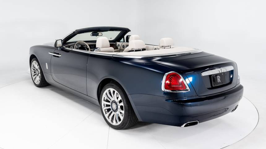 2019 RollsRoyce Dawn Review Pricing and Specs