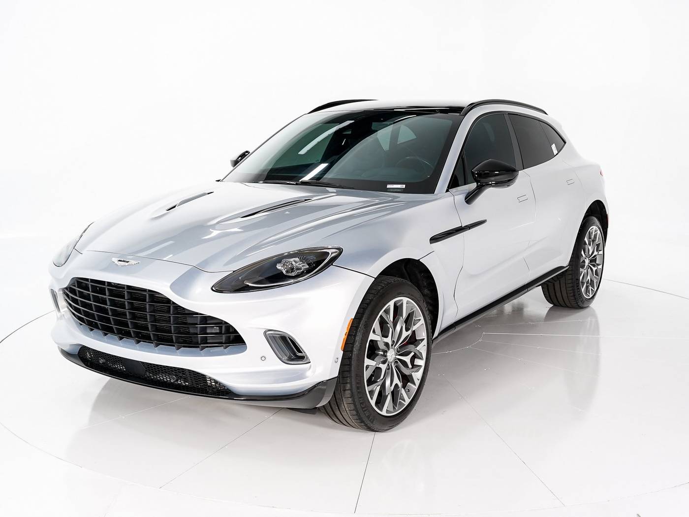 2021 Aston Martin DBX