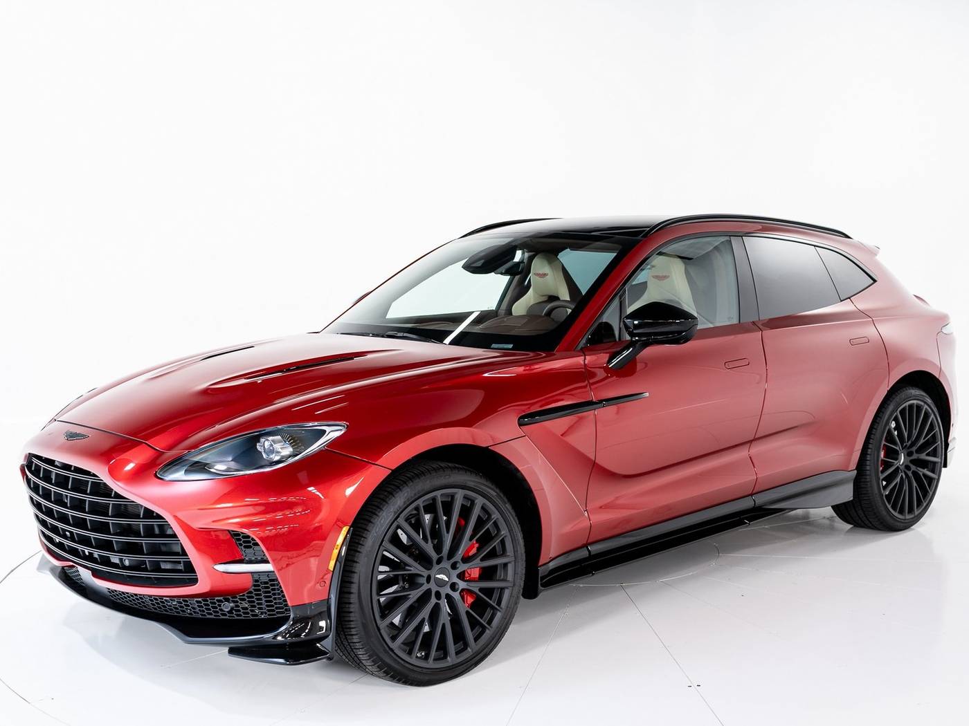 2023 Aston Martin DBX
