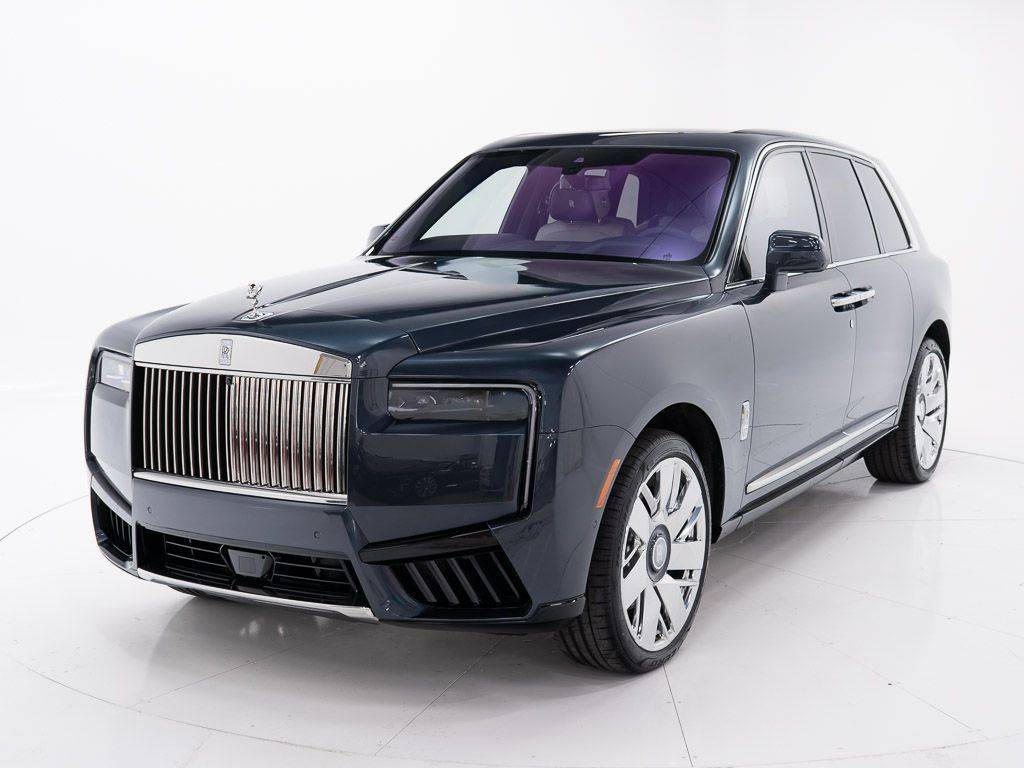 2026 Rolls-Royce Cullinan Base