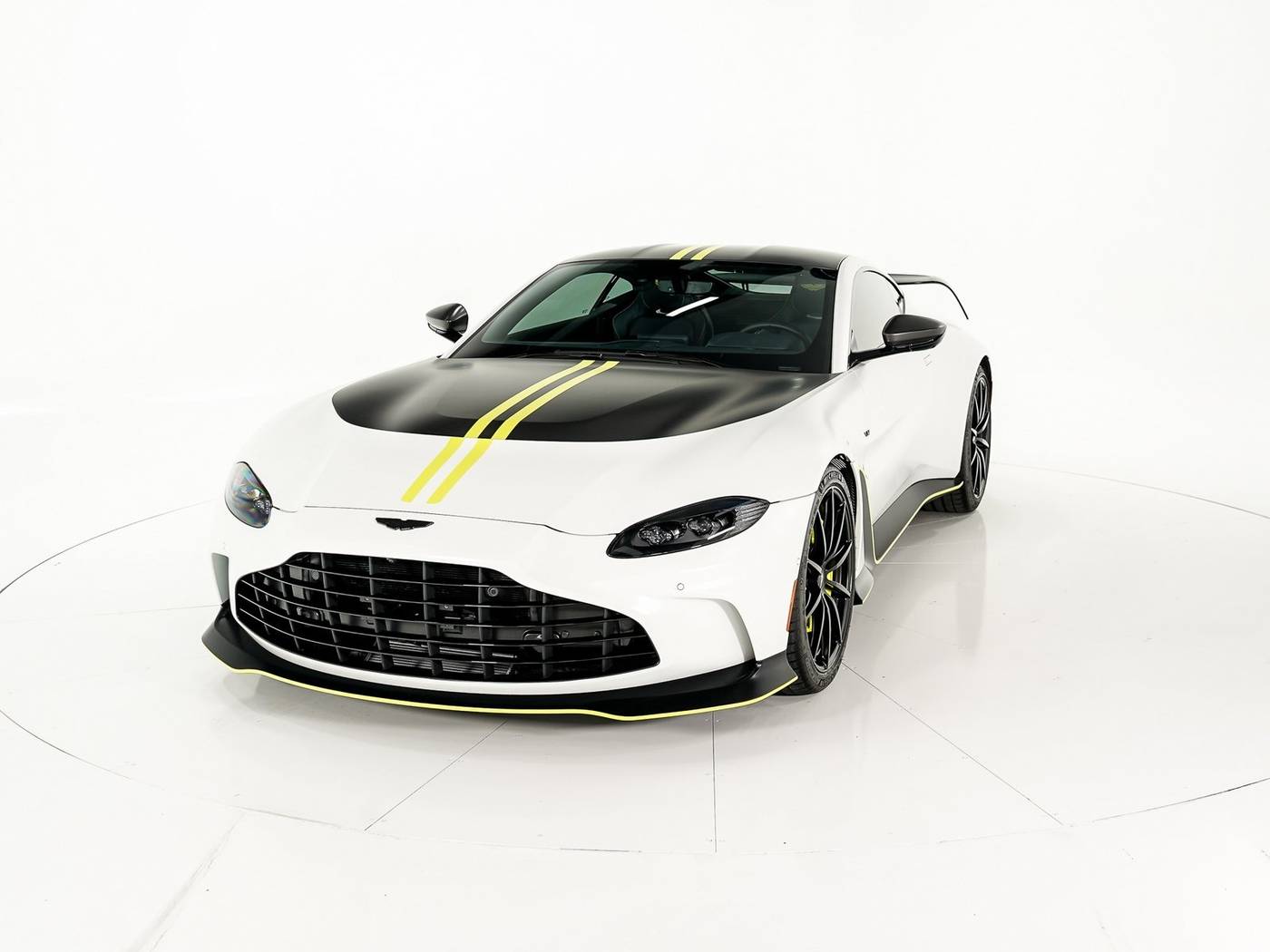 2023 Aston Martin Vantage V12 — Coupe — 422 mi — Fort Lauderdale, FL