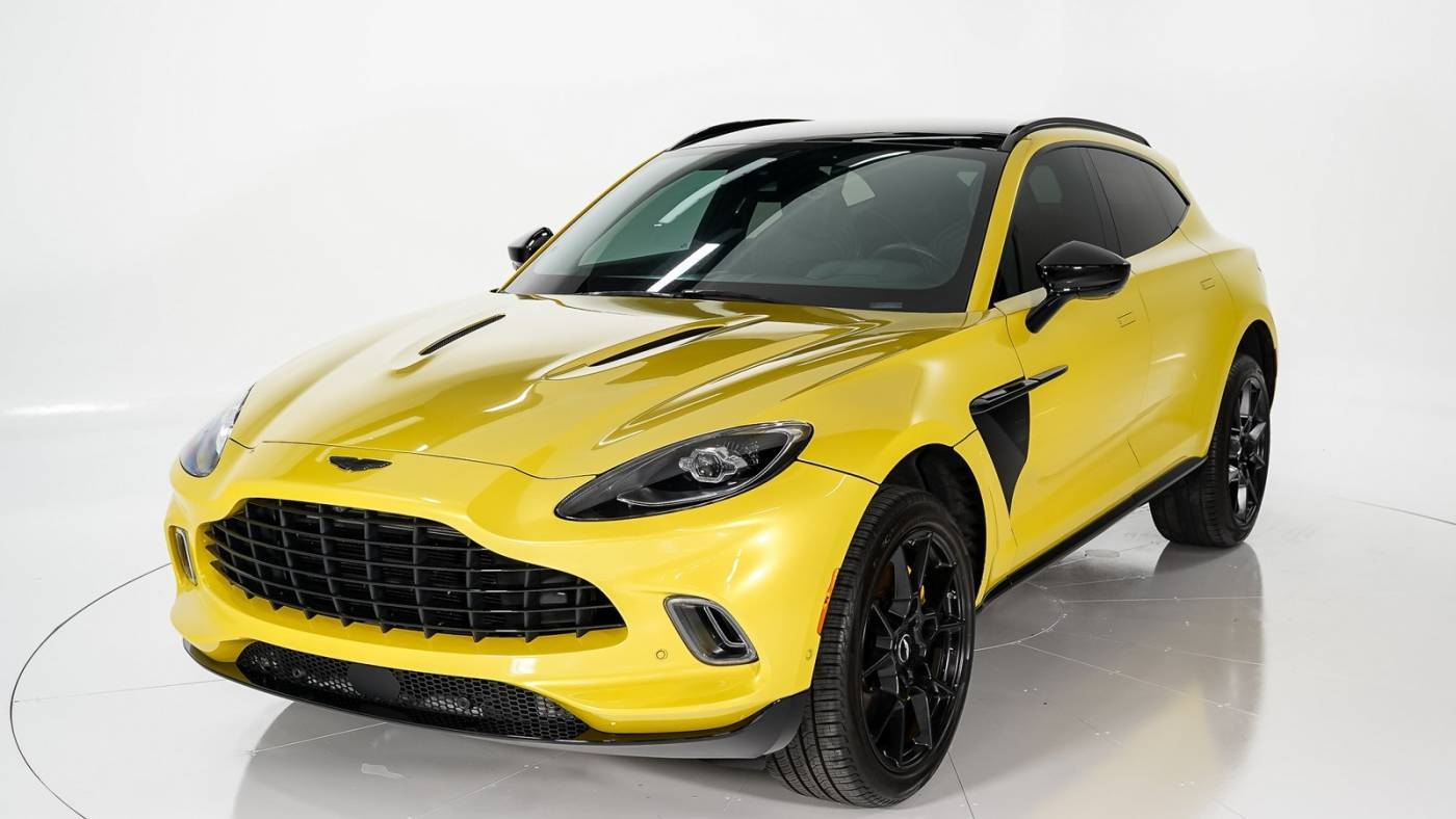 2021 Aston Martin DBX