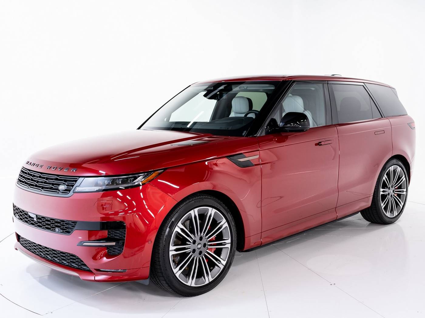 2025 Land Rover Range Rover Sport Dynamic SE — SUV — 2,861 mi — Fort Lauderdale, FL