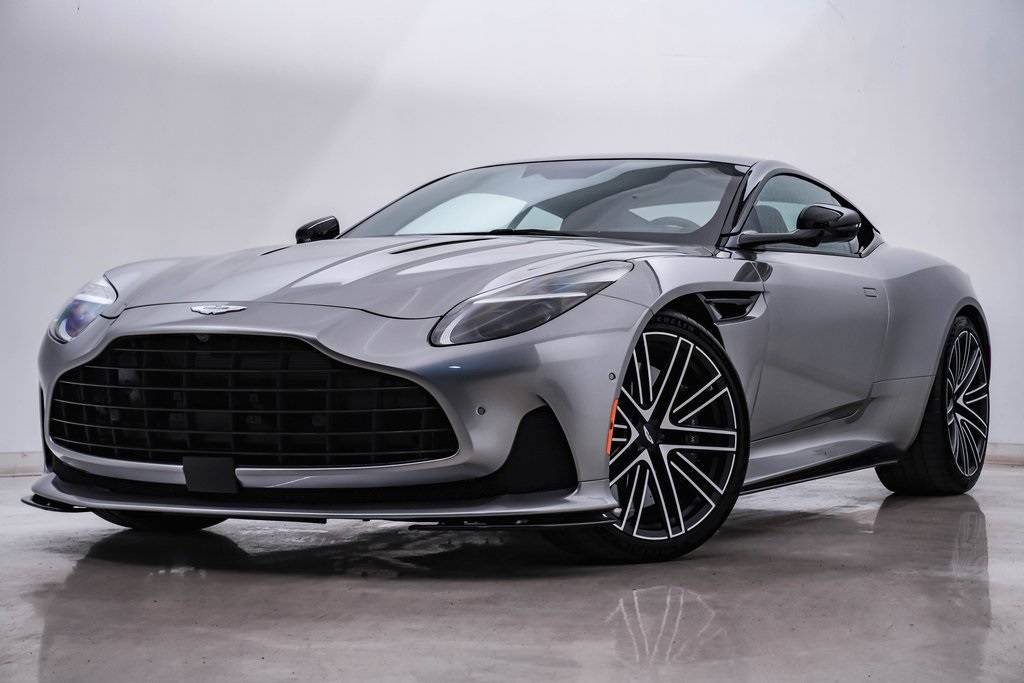 2024 Aston Martin DB12