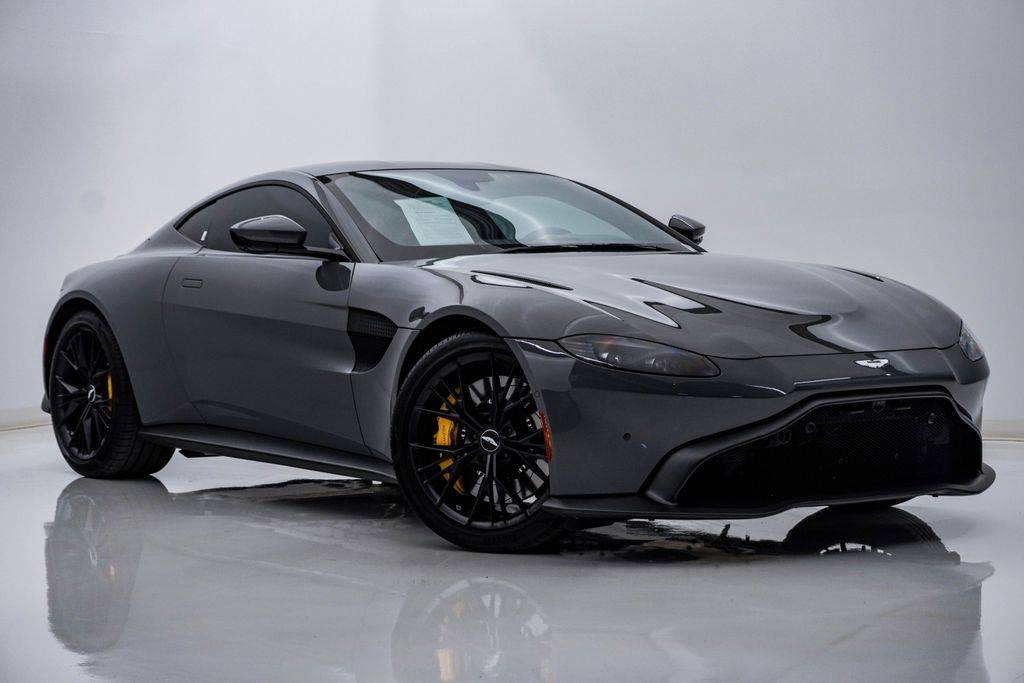 2021 Aston Martin Vantage Standard
