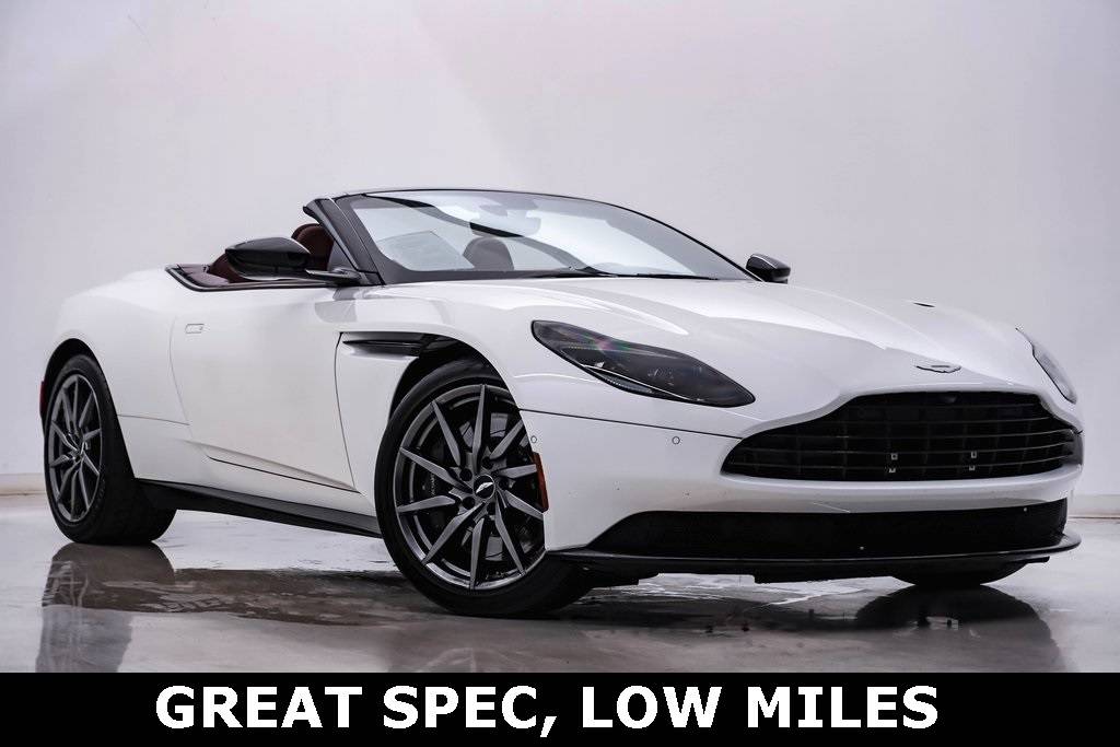 2021 Aston Martin DB11