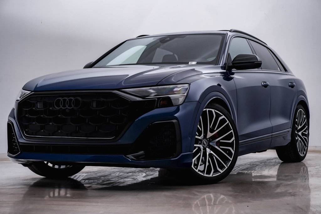 2025 Audi SQ8 Prestige — SUV — 2,348 mi — Downers Grove, IL