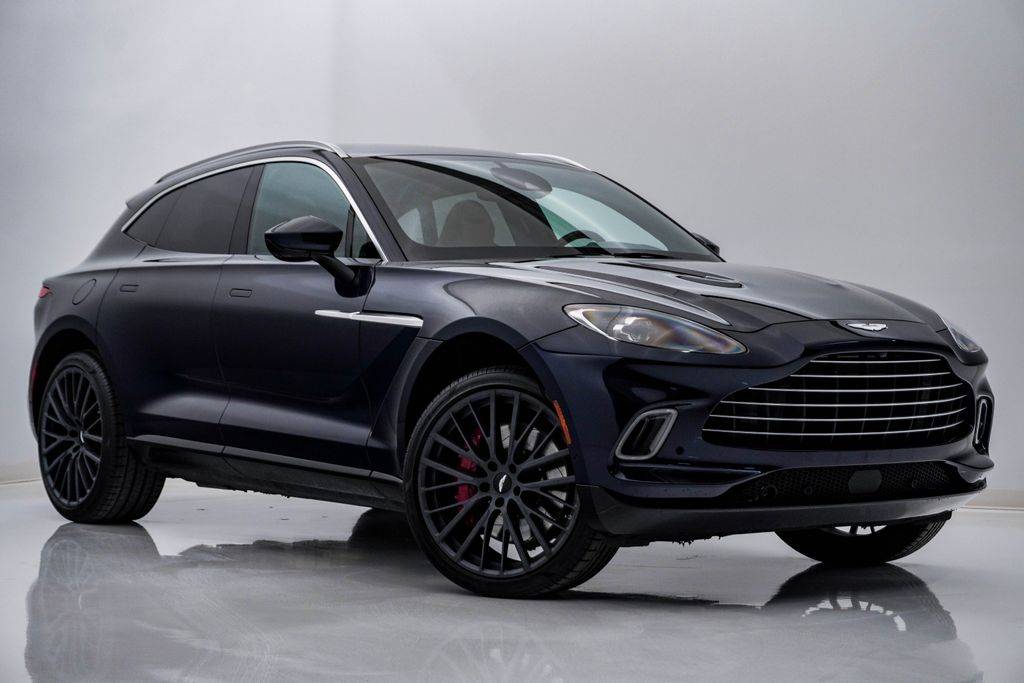 2021 Aston Martin DBX Standard