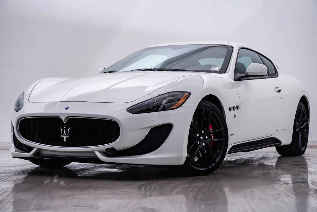 2016 Maserati GranTurismo Sport — Coupe — 3,050 mi — Downers Grove, IL