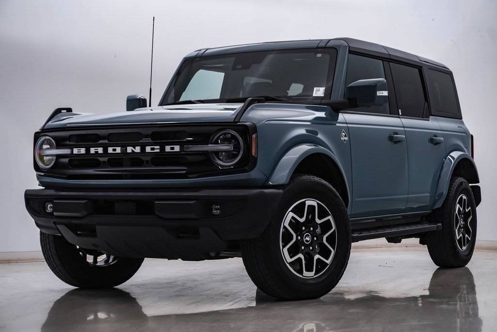 2022 Ford Bronco Outer Banks — SUV — 31,265 mi — Downers Grove, IL