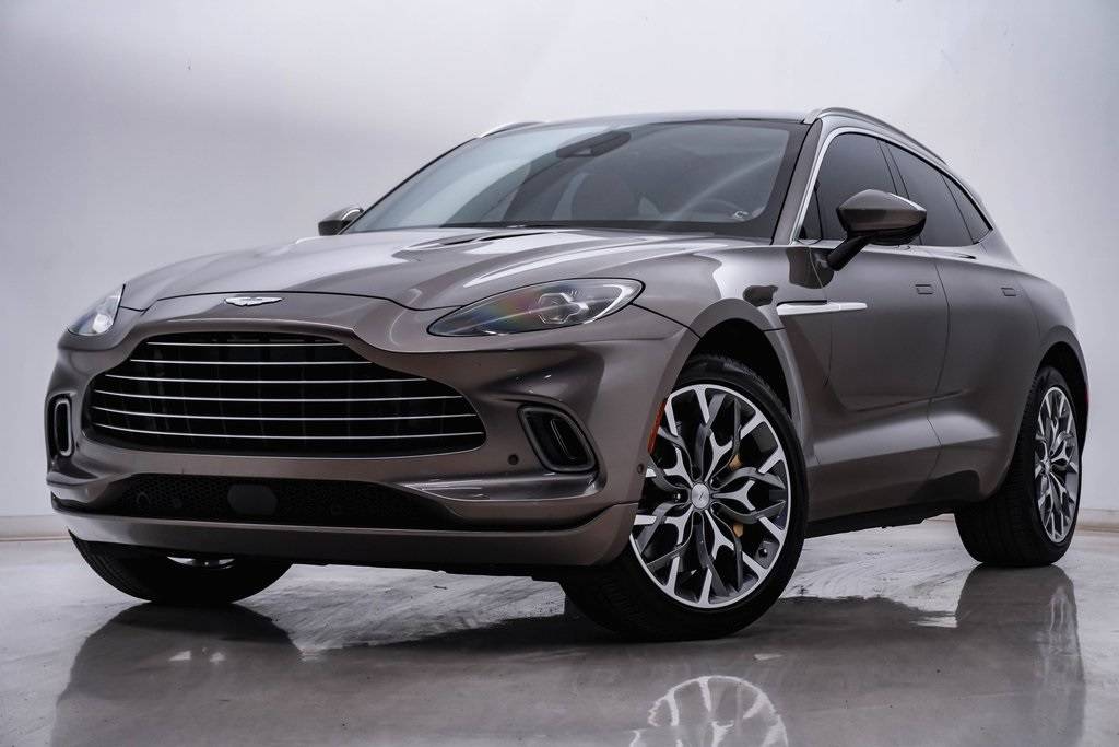 2023 Aston Martin DBX