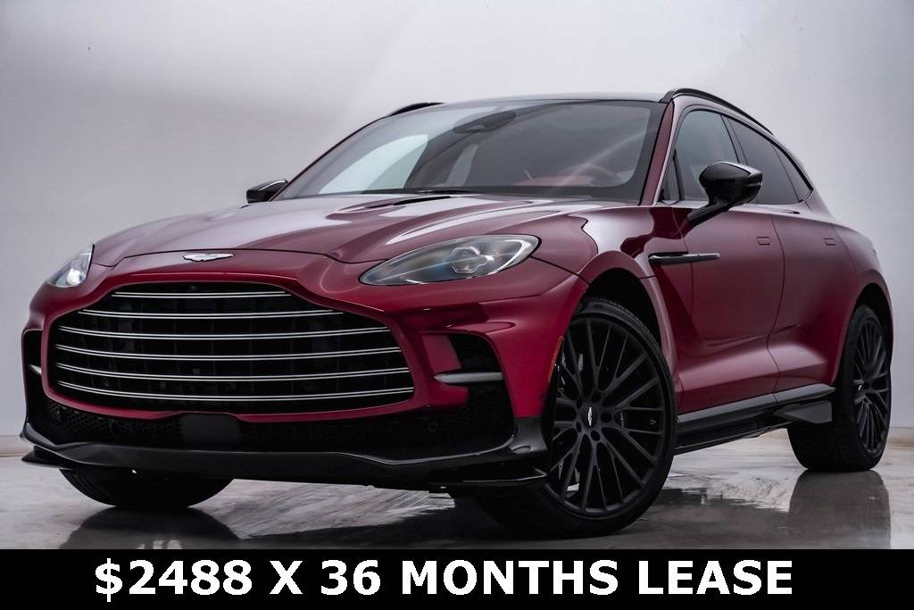 2025 Aston Martin DBX