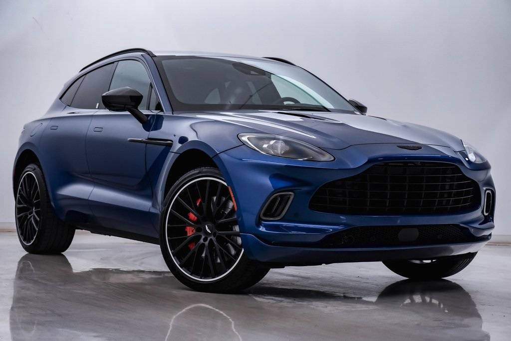 2022 Aston Martin DBX