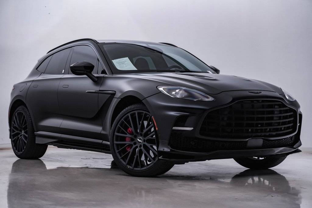2023 Aston Martin DBX
