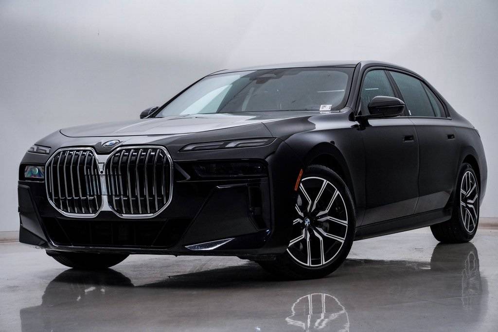 2025 BMW 7 Series 740i — Sedan — 20,115 mi — Downers Grove, IL