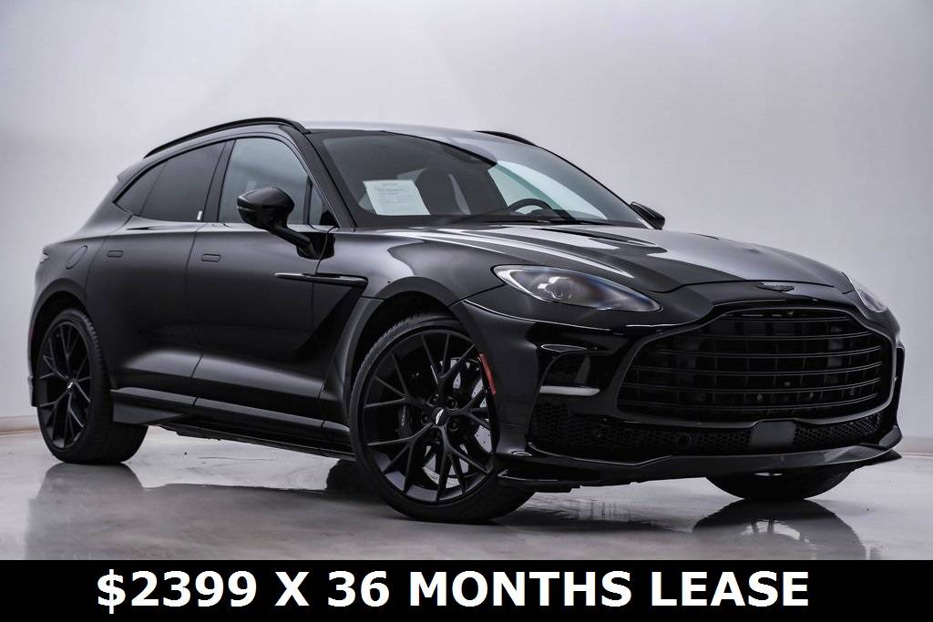 2025 Aston Martin DBX