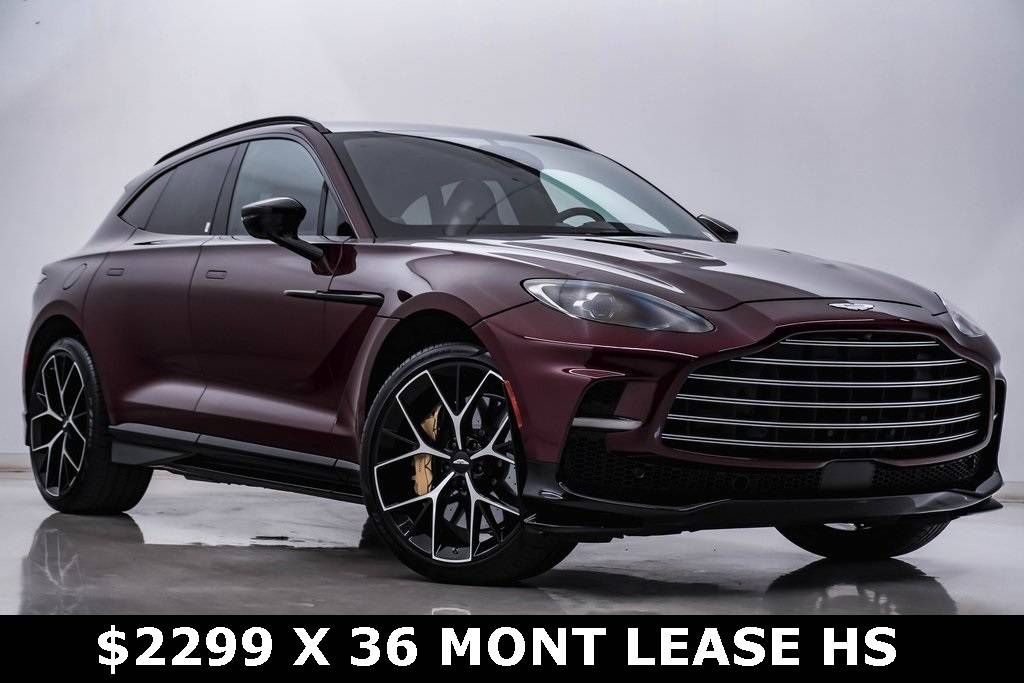 2025 Aston Martin DBX