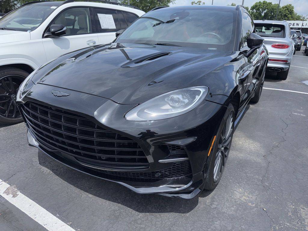 2023 Aston Martin DBX 707