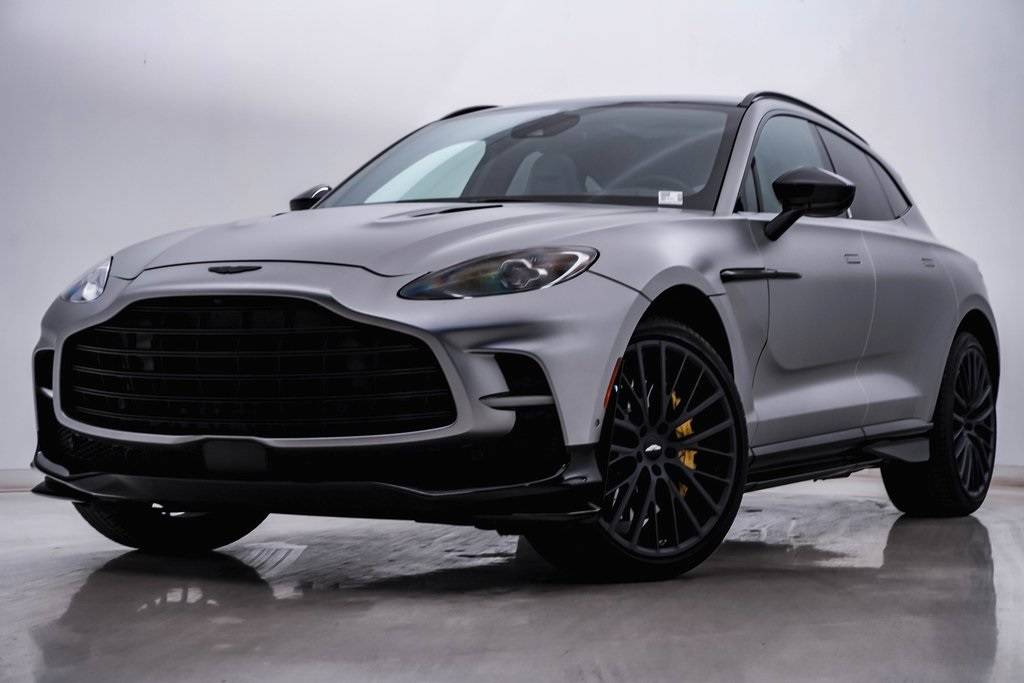 2024 Aston Martin DBX