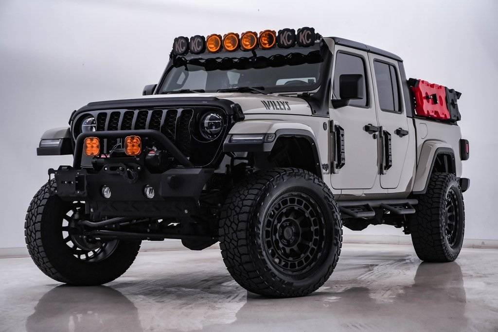 2022 Jeep Gladiator Willys — Pickup Truck — 44,546 mi — Downers Grove, IL