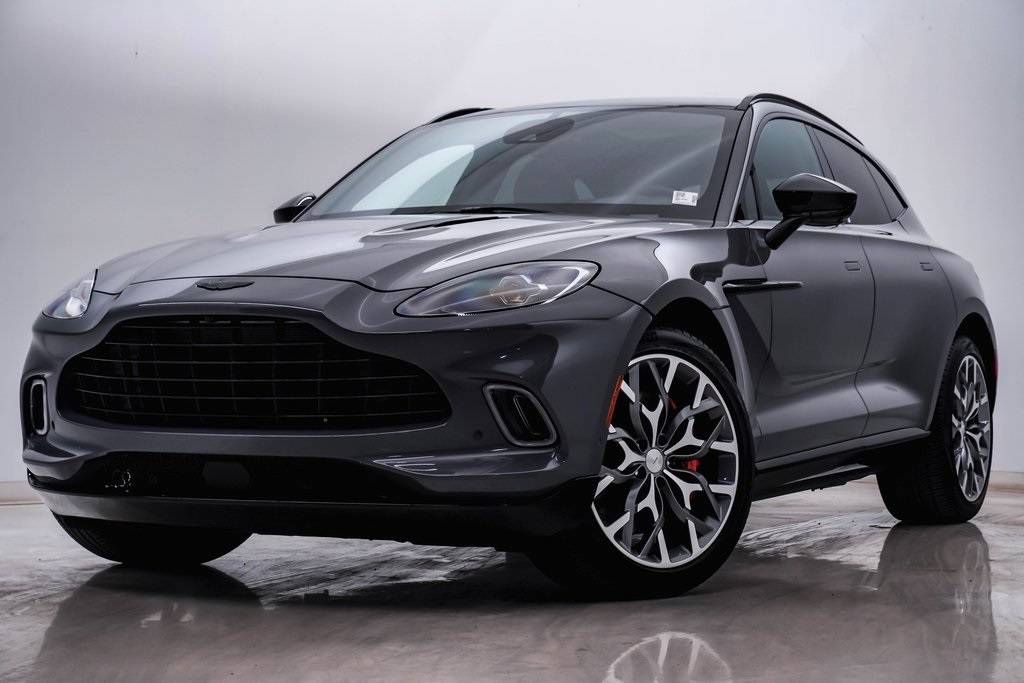 2022 Aston Martin DBX