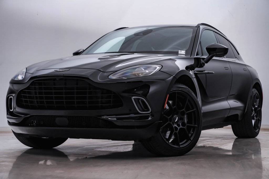 2022 Aston Martin DBX