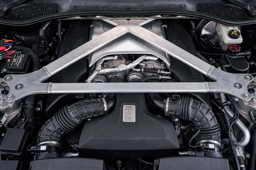 2019 Aston Martin Vantage Standard