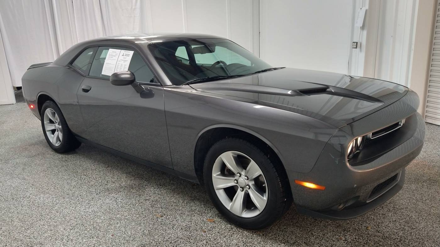 2022 Dodge Challenger SXT — Coupe — 48,966 mi — Atlanta, GA