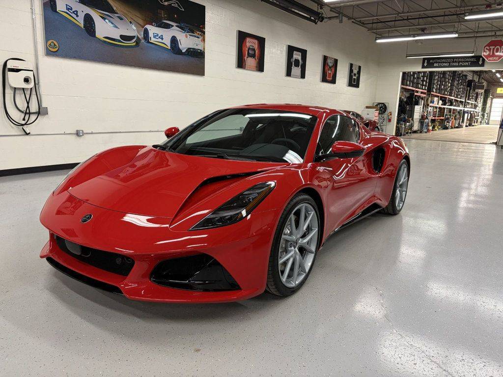 2026 Lotus Emira V6 SE