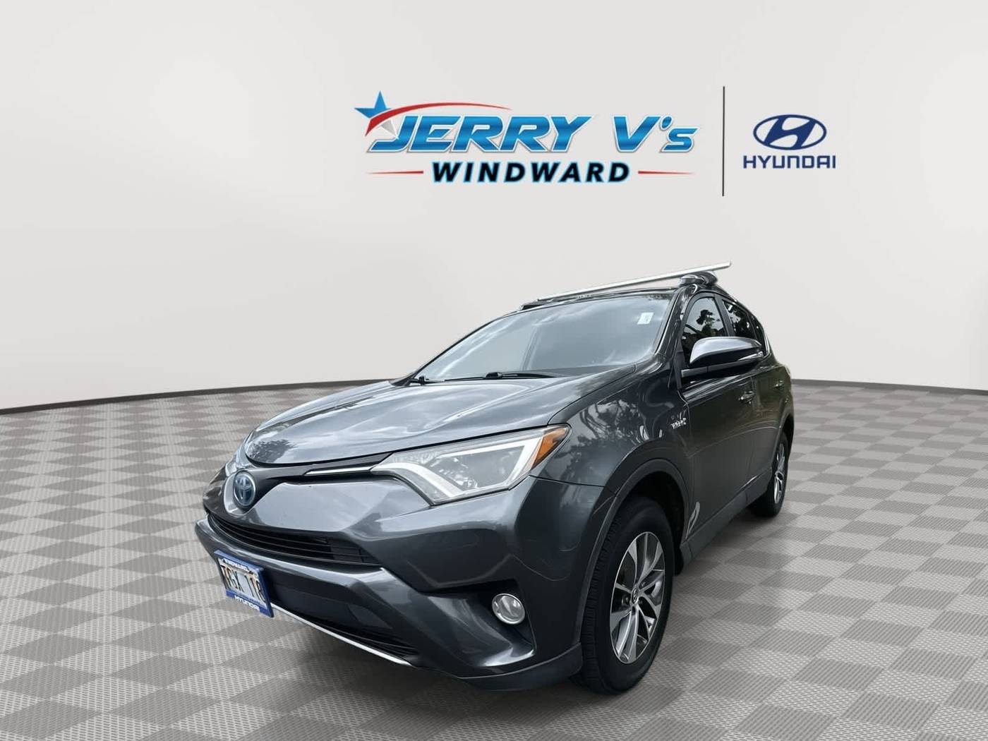 2018 Toyota RAV4 Hybrid XLE — SUV — 61,876 mi — Kaneohe, HI