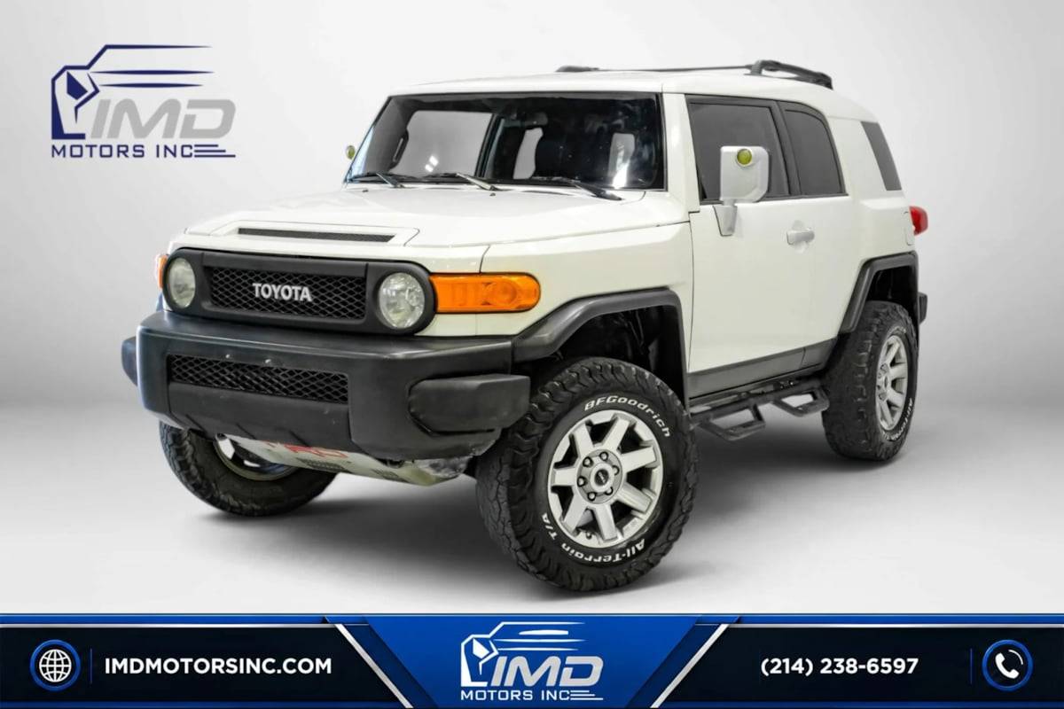 2012 Toyota FJ Cruiser Base