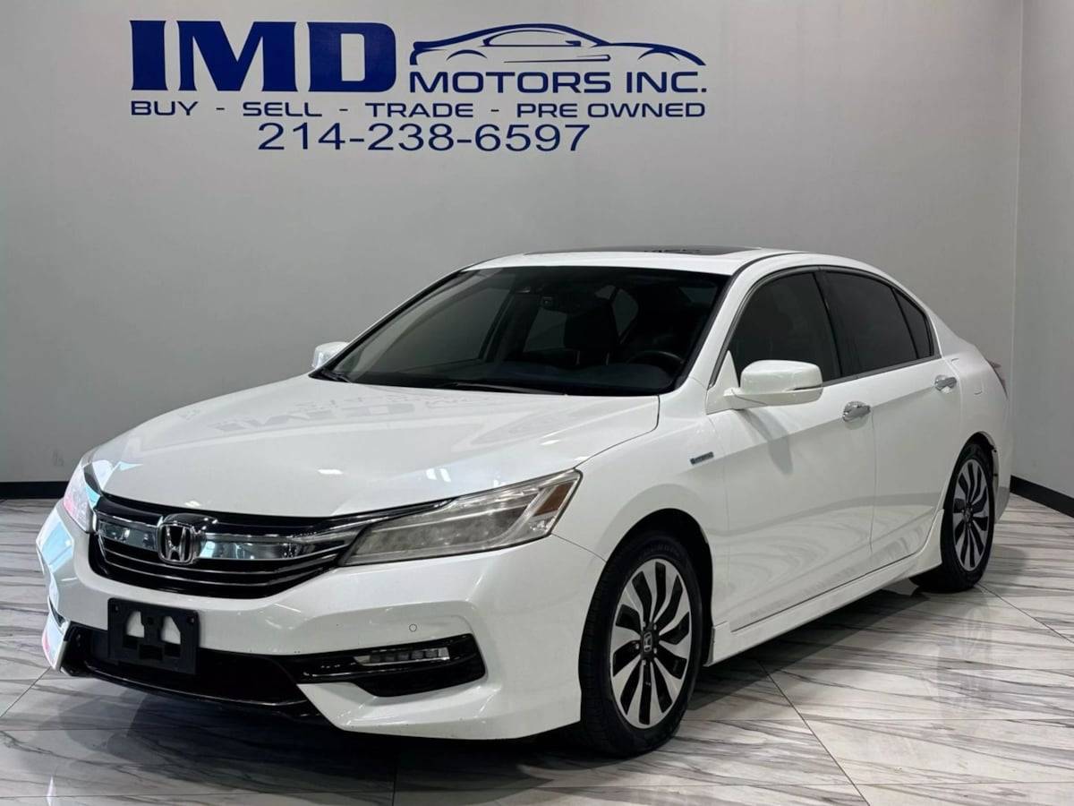 2017 Honda Accord Hybrid Touring — Sedan — 108,086 mi — Dallas, TX