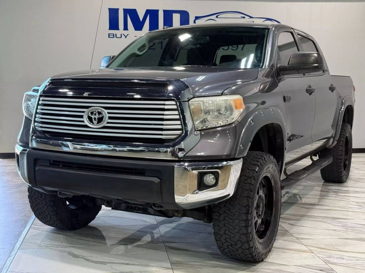 2017 Toyota Tundra SR5 — Pickup Truck — 132,865 mi — Dallas, TX