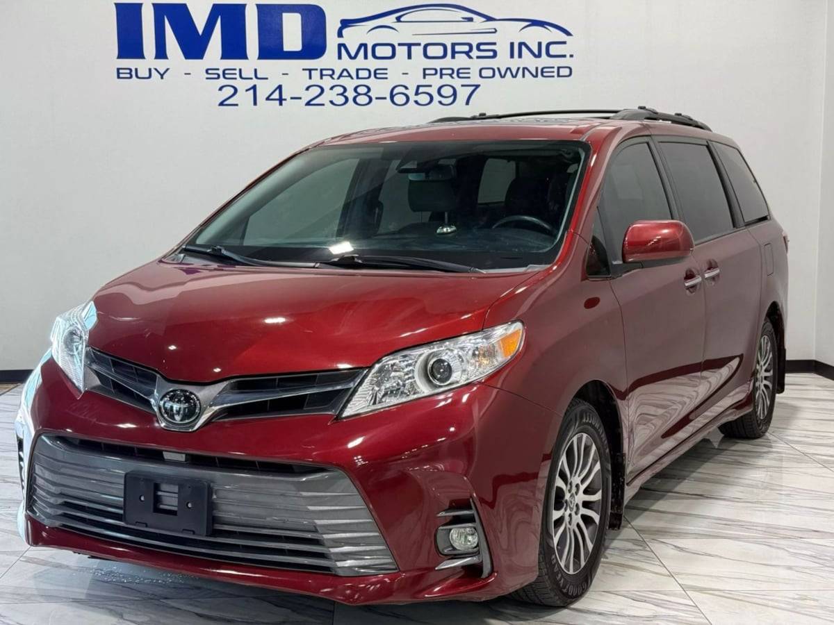 2018 Toyota Sienna XLE — Minivan — 75,826 mi — Dallas, TX
