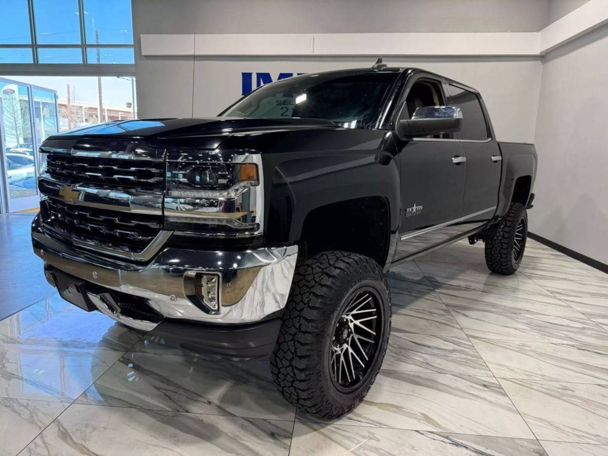 2018 Chevrolet Silverado 1500 LTZ — Pickup Truck — 92,697 mi — Dallas, TX