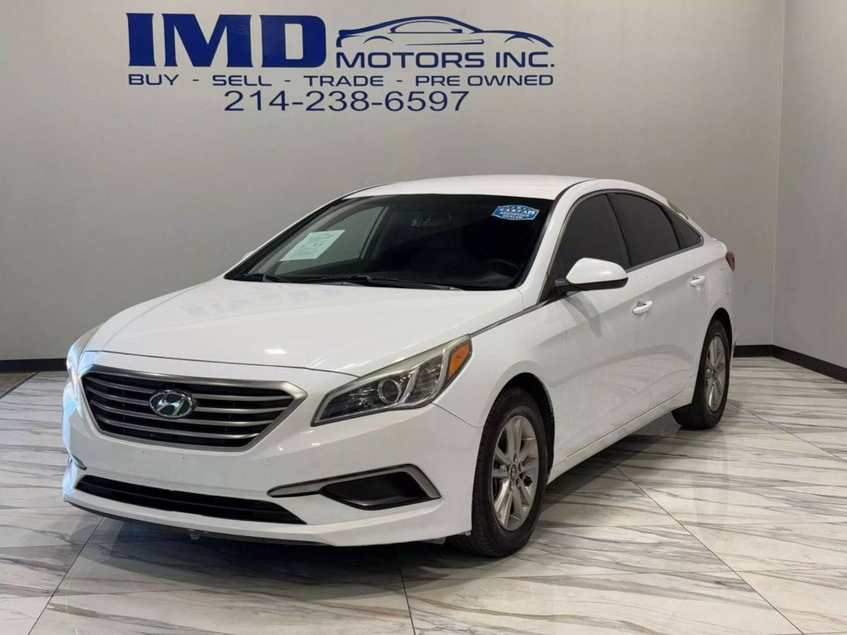 2017 Hyundai Sonata SE — Sedan — 92,117 mi — Dallas, TX