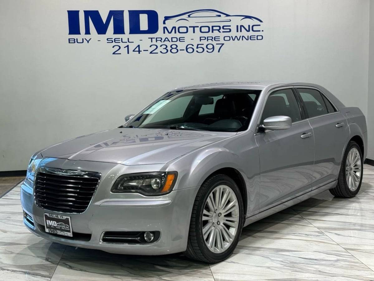 2014 Chrysler 300 S — Sedan — 77,401 mi — Dallas, TX