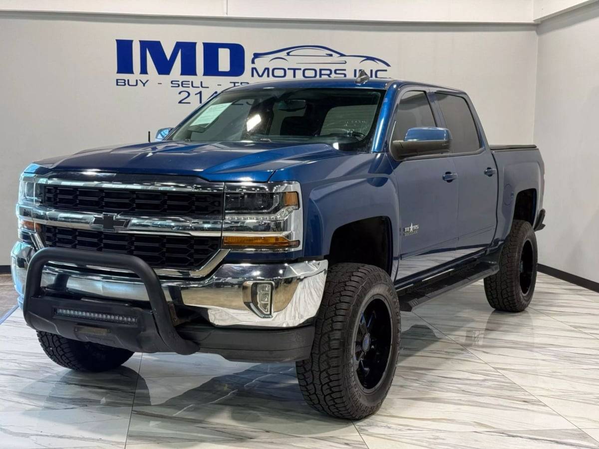 2017 Chevrolet Silverado 1500 LT — Pickup Truck — 111,189 mi — Dallas, TX