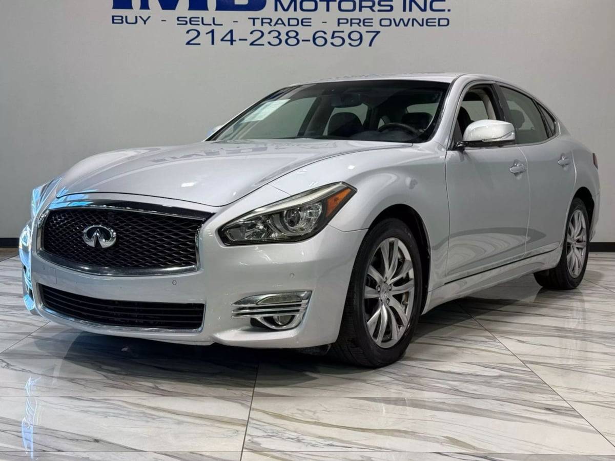2017 INFINITI Q70 3.7 — Sedan — 103,100 mi — Dallas, TX