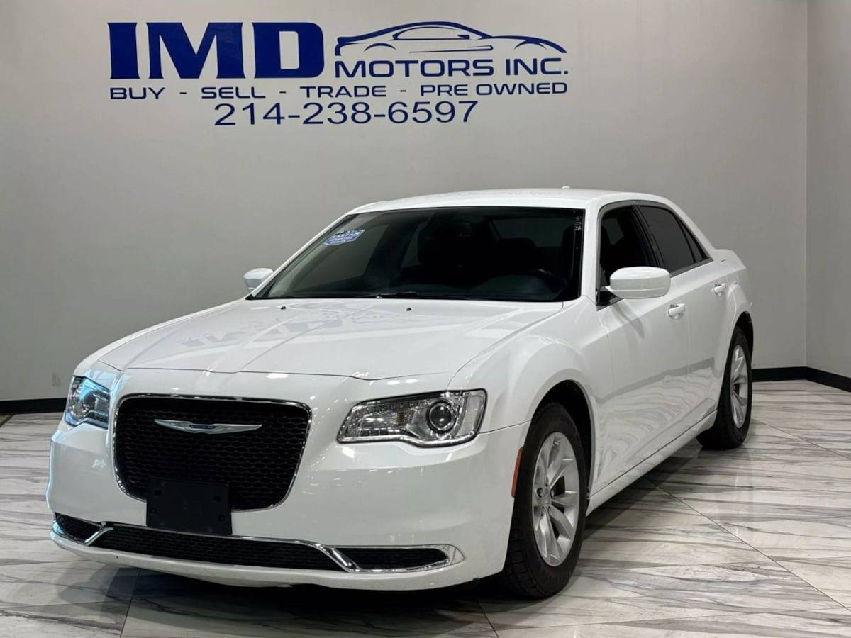 2021 Chrysler 300 Touring — Sedan — 79,075 mi — Dallas, TX